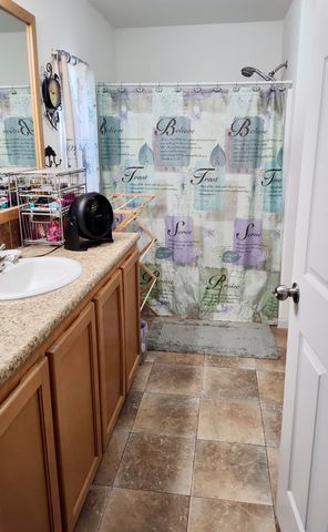 314 N Albert 132, Exeter, CA 93221