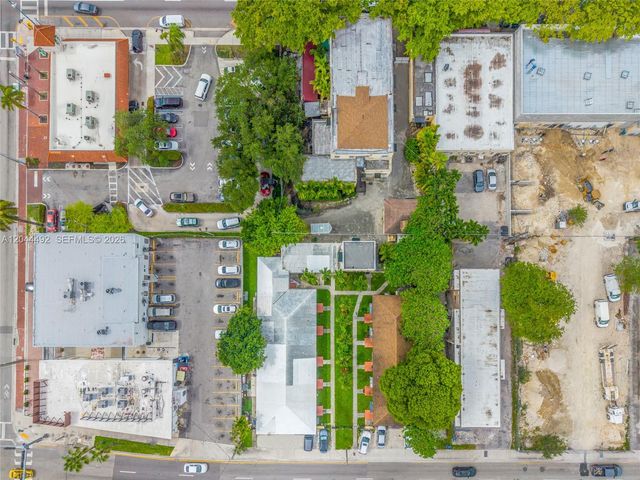 1731 SW 8th St, Miami, FL 33135