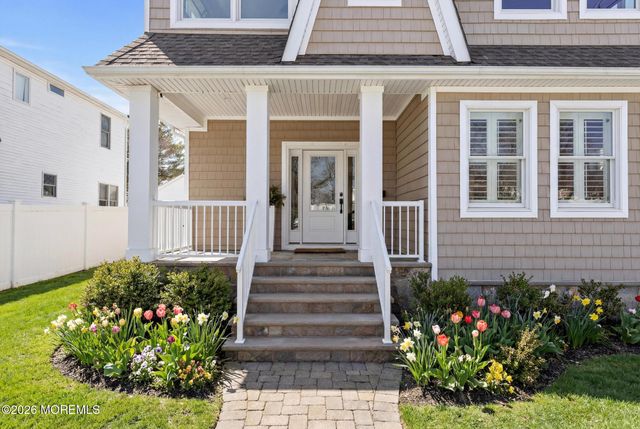 90 Washington Street, Rumson, NJ 07760