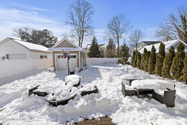 90 Washington Street, Rumson, NJ 07760