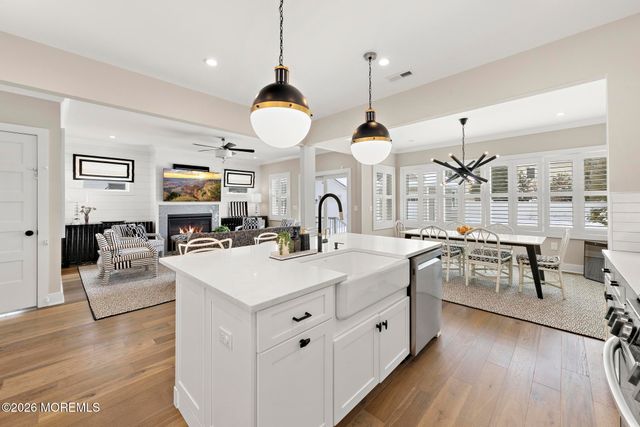 90 Washington Street, Rumson, NJ 07760