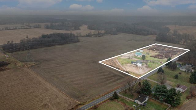 53283 Hemlock Lake Road, Marcellus, MI 49067