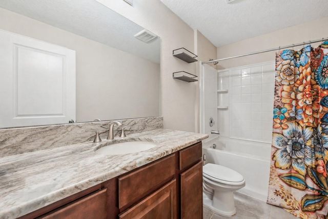 1615 REDMOND BROOK LANE, Ruskin, FL 33570