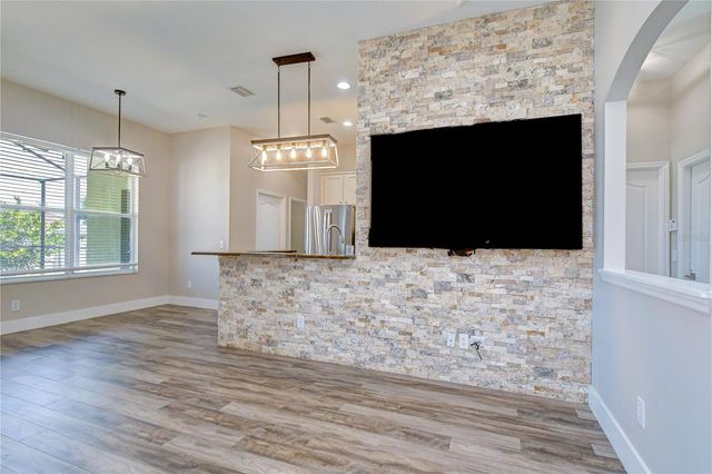 2804 ABBEY GROVE DRIVE, Valrico, FL 33594