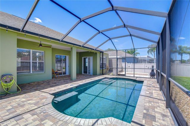 2804 ABBEY GROVE DRIVE, Valrico, FL 33594
