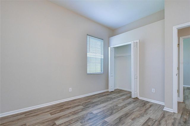 2804 ABBEY GROVE DRIVE, Valrico, FL 33594