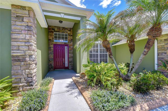 2804 ABBEY GROVE DRIVE, Valrico, FL 33594
