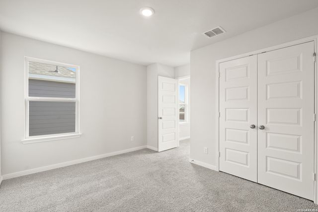 1228 Sweden, Seguin, TX 78155