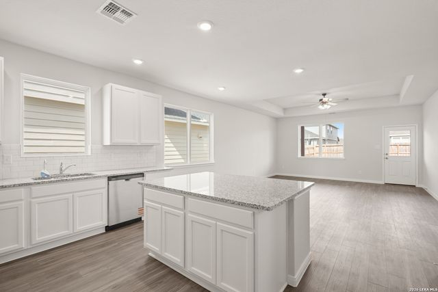 1228 Sweden, Seguin, TX 78155
