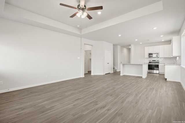 1228 Sweden, Seguin, TX 78155