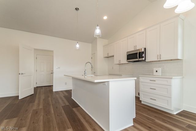 511 Lanmark Cove, Painesville Twp, OH 44077