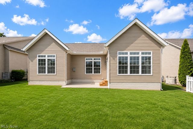 511 Lanmark Cove, Painesville Twp, OH 44077