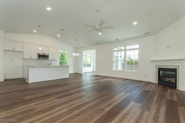 511 Lanmark Cove, Painesville Twp, OH 44077