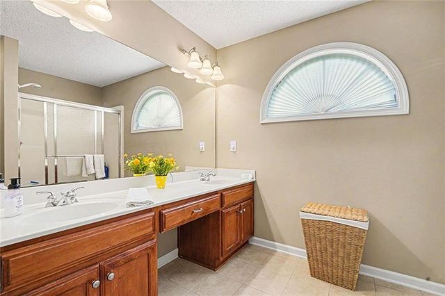 401 Gracious Way, Mcdonough, GA 30253