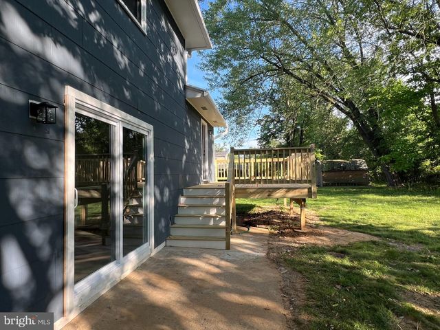 111 LOUISIANA AVE, Ewing, NJ 08638