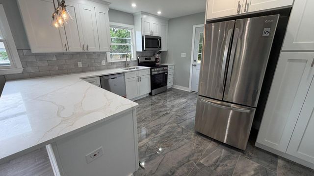 111 LOUISIANA AVE, Ewing, NJ 08638