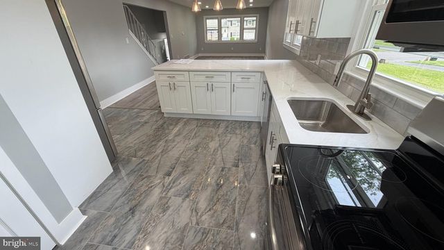 111 LOUISIANA AVE, Ewing, NJ 08638