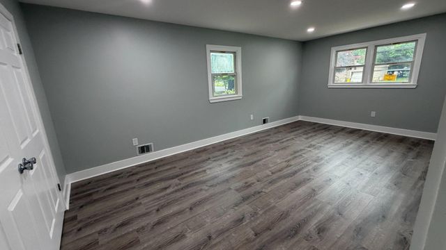 111 LOUISIANA AVE, Ewing, NJ 08638