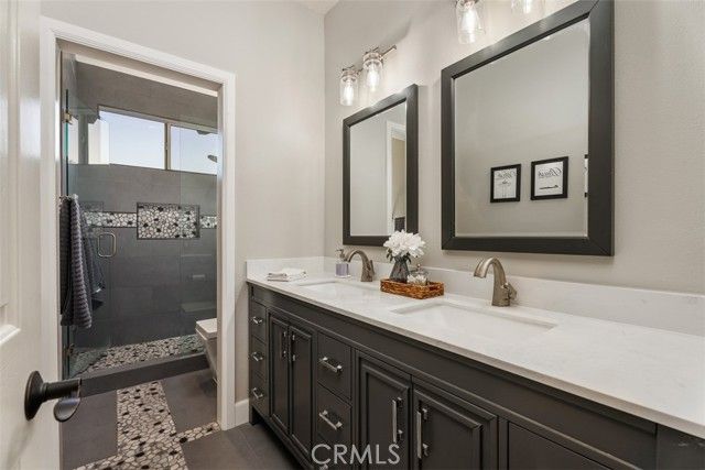 5 Creek View Road, Laguna Hills, CA 92679