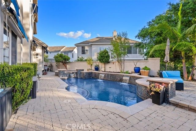 5 Creek View Road, Laguna Hills, CA 92679