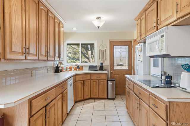 395 Ammons Street, Lakewood, CO 80226