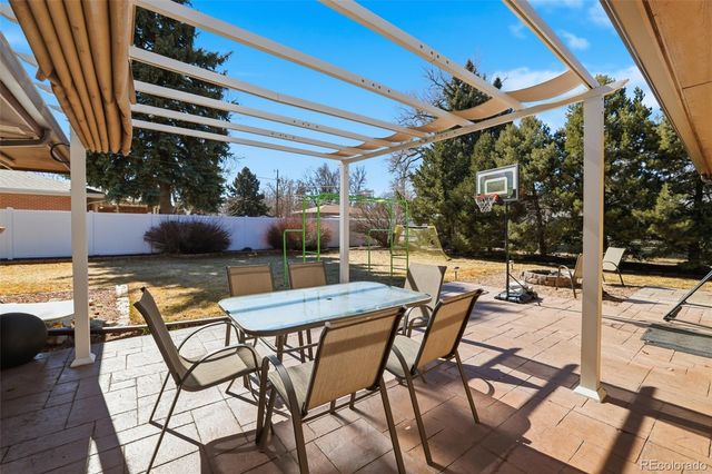 395 Ammons Street, Lakewood, CO 80226