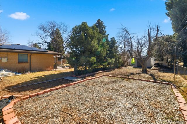 395 Ammons Street, Lakewood, CO 80226