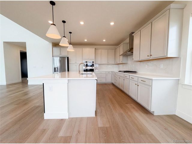 8704 Arriba Dr, Littleton, CO 80125