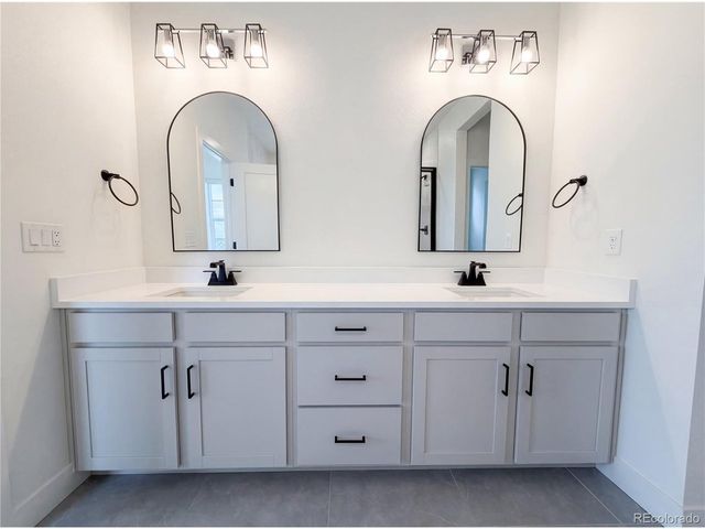 8704 Arriba Dr, Littleton, CO 80125