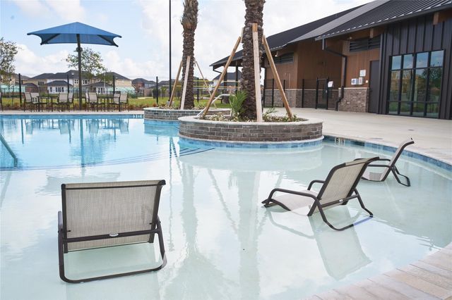 9735 Bixby Creek Drive, Cypress, TX 77433