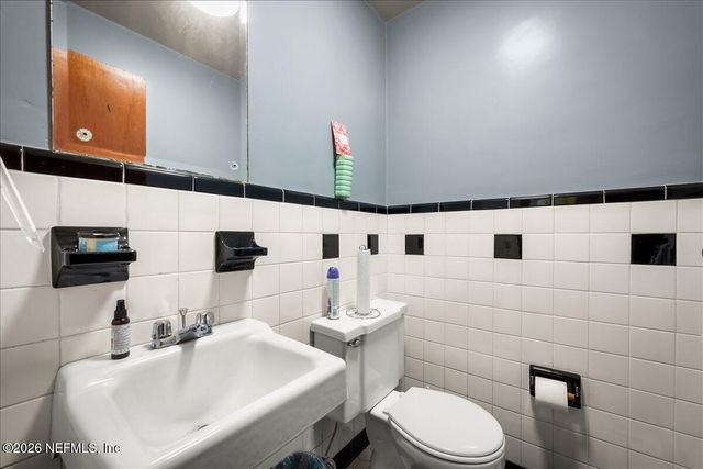 3902 MONCRIEF Road, Jacksonville, FL 32209