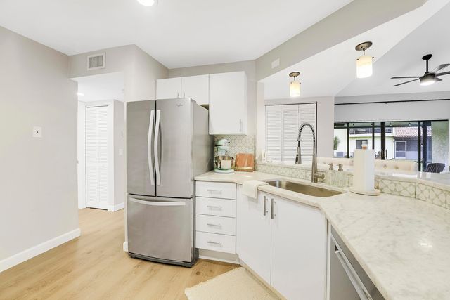 11 Vía De Casas Sur, Boynton Beach, FL 33426