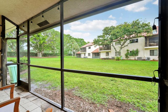 11 Vía De Casas Sur, Boynton Beach, FL 33426