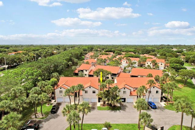 11 Vía De Casas Sur, Boynton Beach, FL 33426