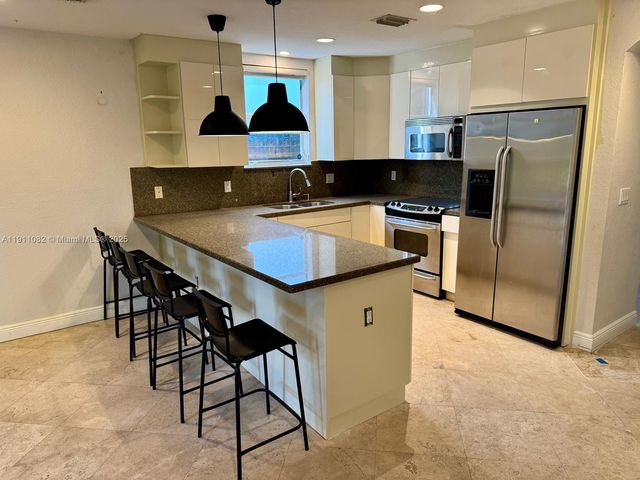 2920 Catalina St 2920, Miami, FL 33133