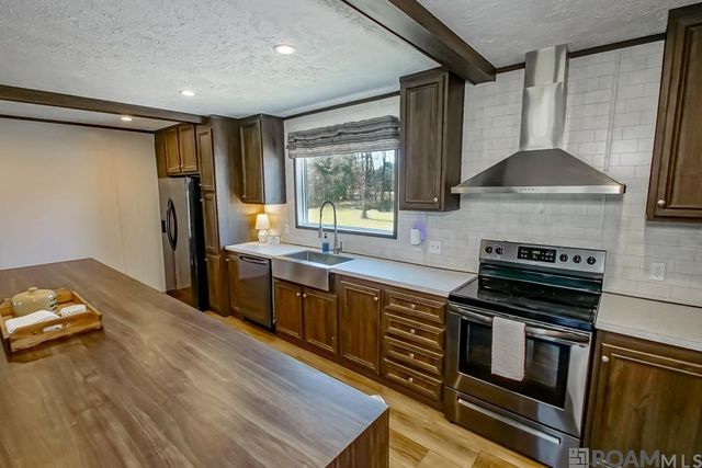 20649 Liberty Rd, Pride, LA 70770