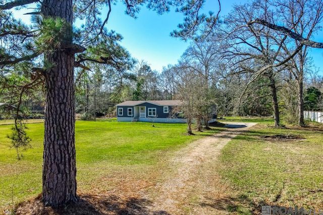 20649 Liberty Rd, Pride, LA 70770