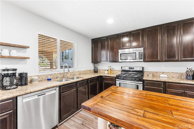 7150 Hemlock, Lancaster, CA 93536