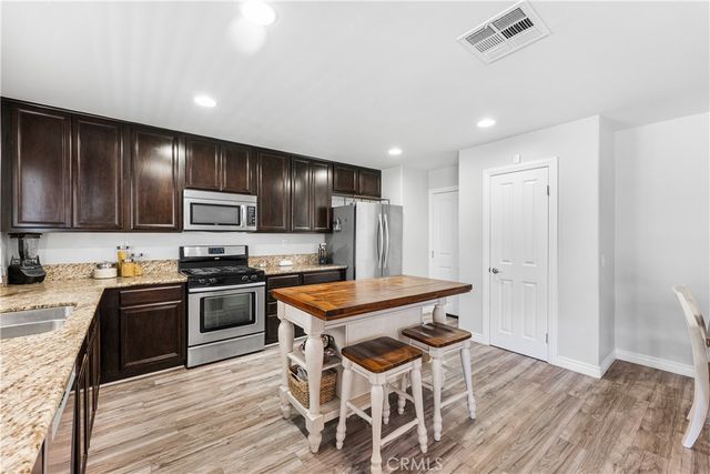 7150 Hemlock, Lancaster, CA 93536