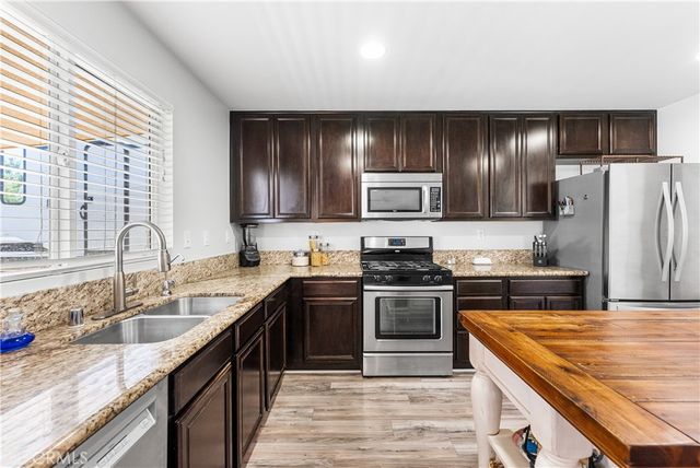 7150 Hemlock, Lancaster, CA 93536