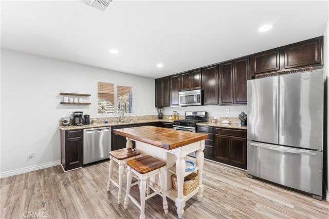 7150 Hemlock, Lancaster, CA 93536