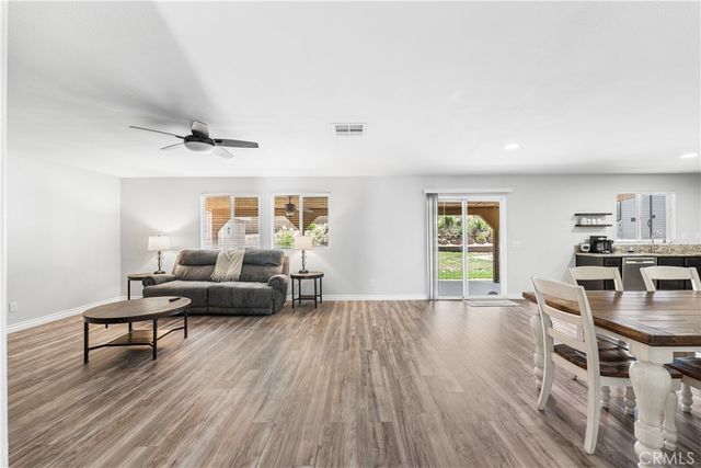 7150 Hemlock, Lancaster, CA 93536