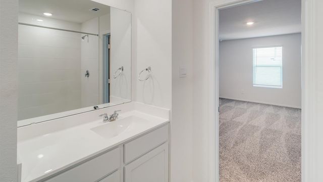 110 Bull Lake CIR, Buda, TX 78610