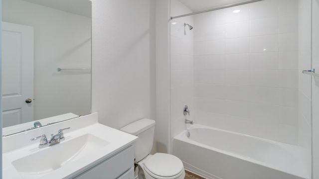 110 Bull Lake CIR, Buda, TX 78610