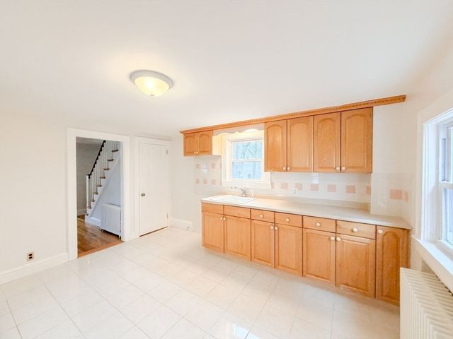 127A Plain St, Braintree, MA 02184