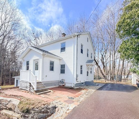 127A Plain St, Braintree, MA 02184