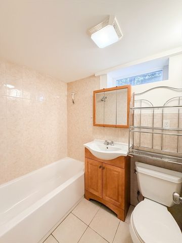 127A Plain St, Braintree, MA 02184