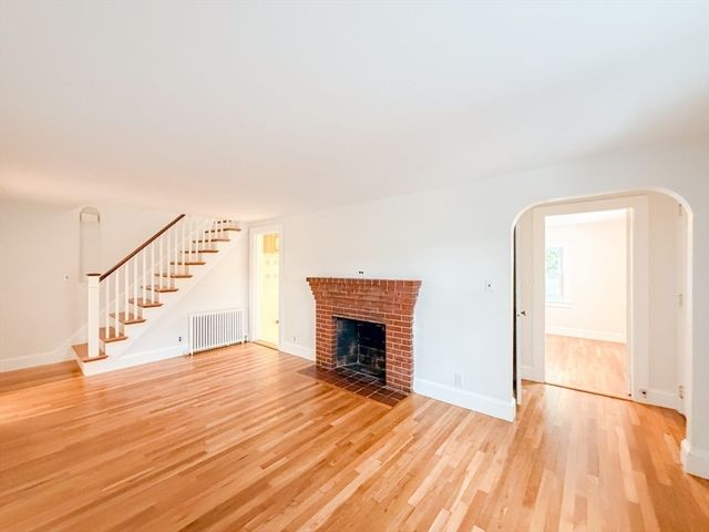 127A Plain St, Braintree, MA 02184