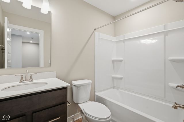 404 Elite Street 2-605, Westfield, IN 46074