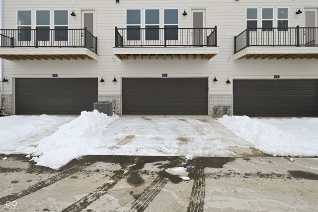 404 Elite Street 2-605, Westfield, IN 46074